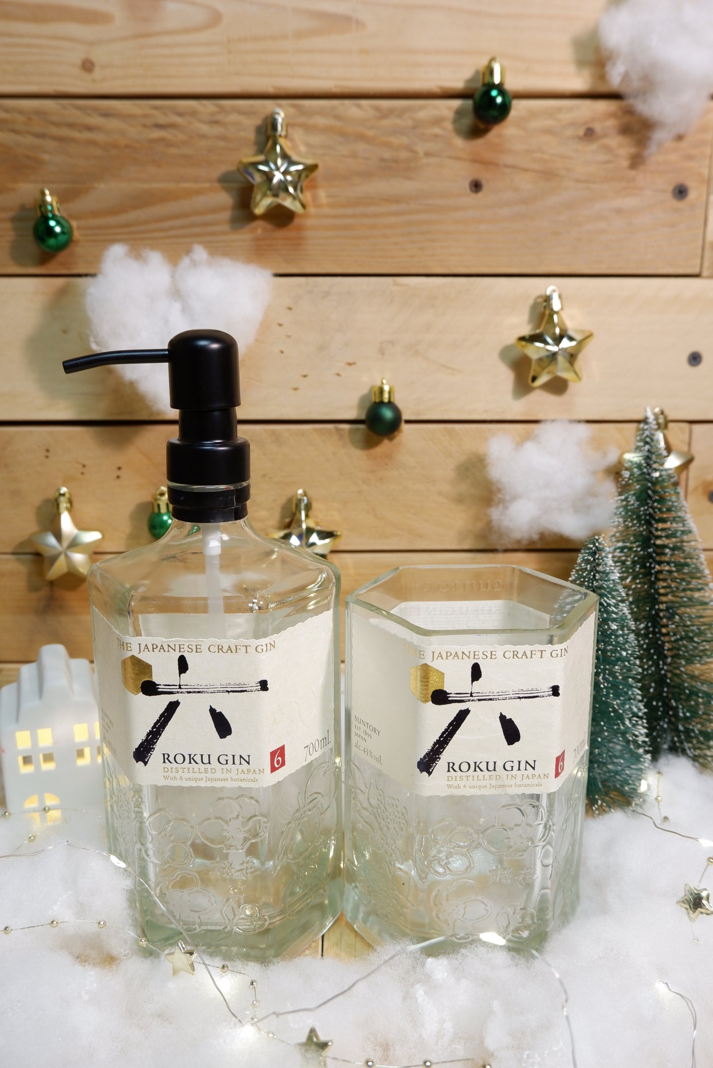 Dispenser + portaspazzolini Roku gin
