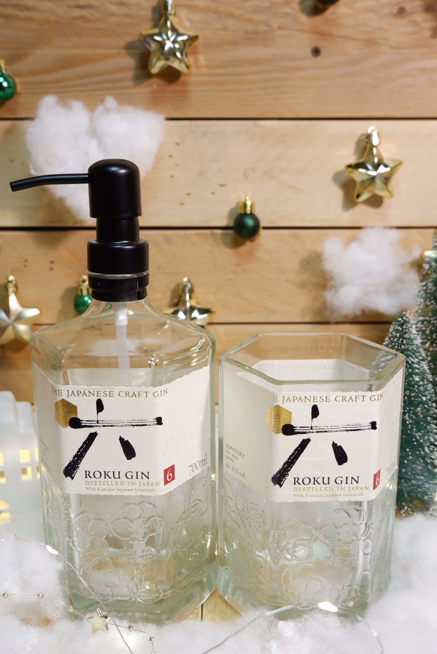 Dispenser + portaspazzolini Roku gin